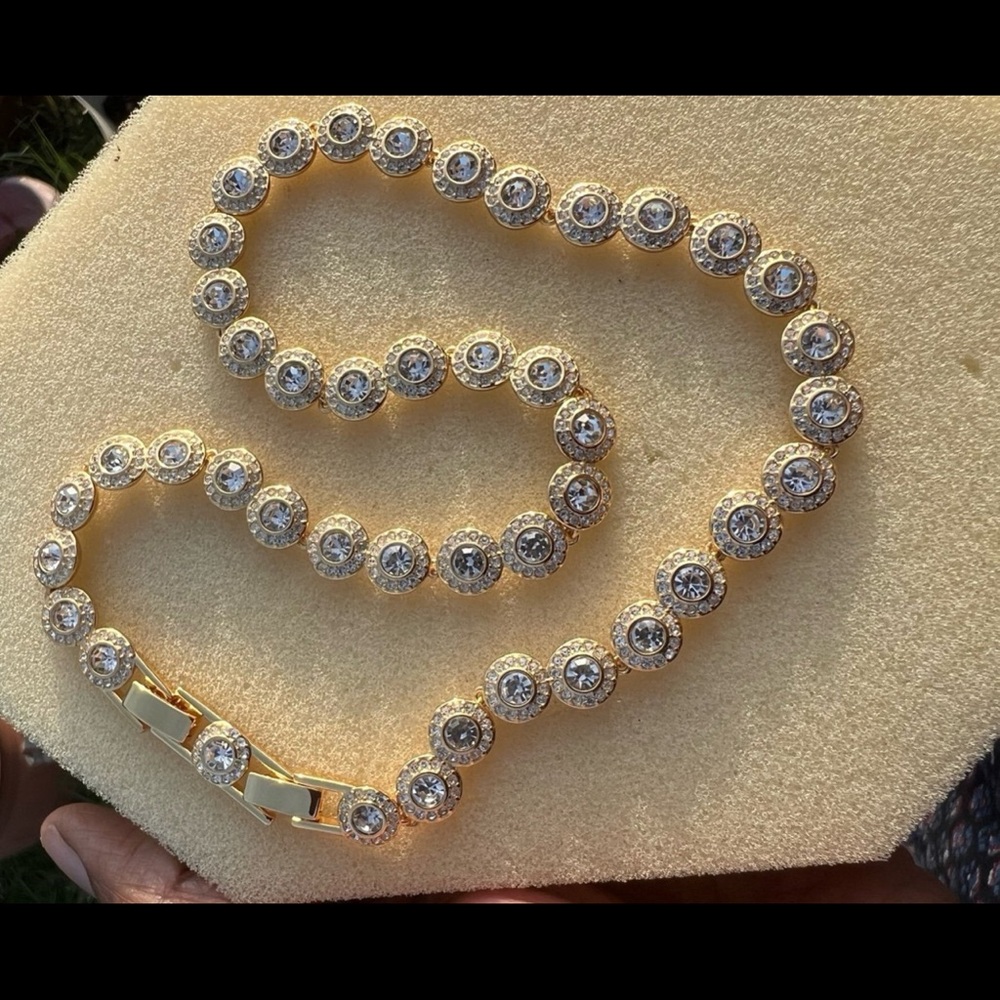 - 14KT Gold Plated swarovski elements necklace - not swan stamped - Picture 10 of 13